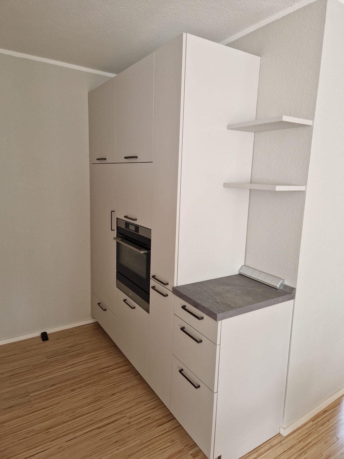 Moderne Küche – Beispiel 11 vom Küchenmakler Tochtenhagen